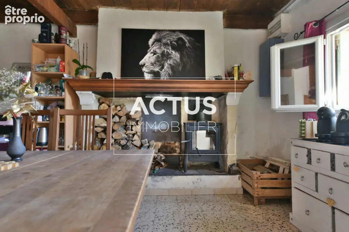 Maison 84 m² à Mouries  - photo 2