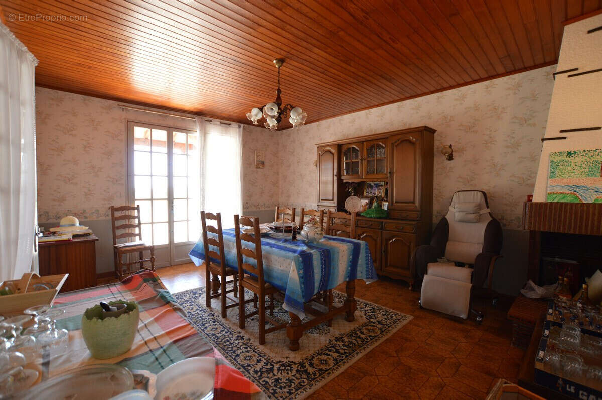 Maison à LEVIGNAC-DE-GUYENNE