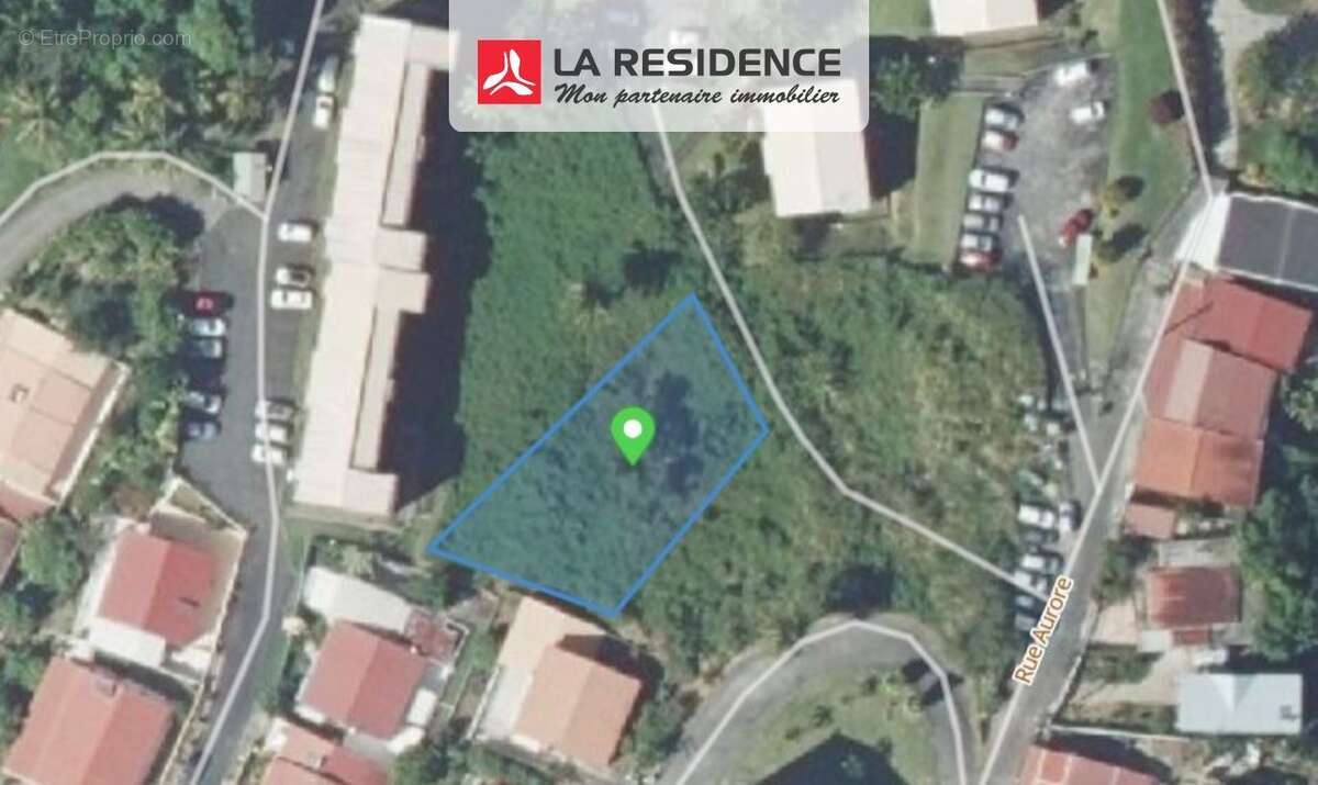 Terrain à FORT-DE-FRANCE