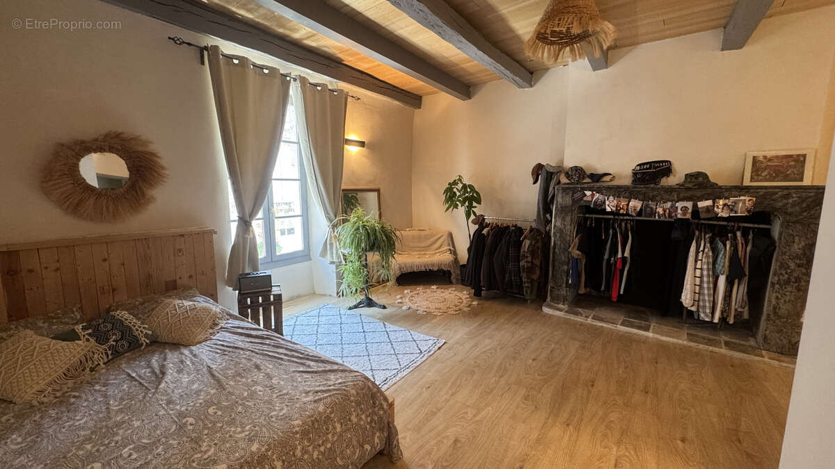 Maison à LAUZERTE