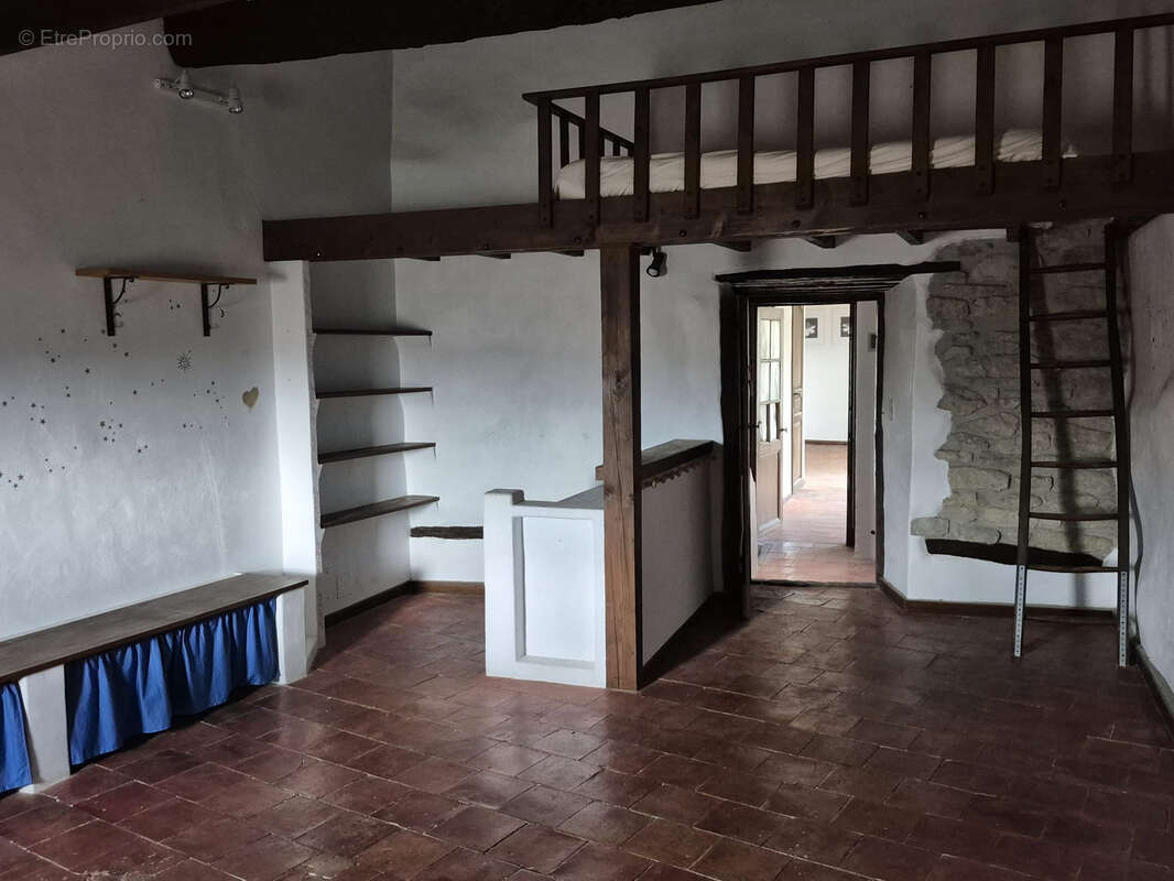 Maison à LA LIVINIERE