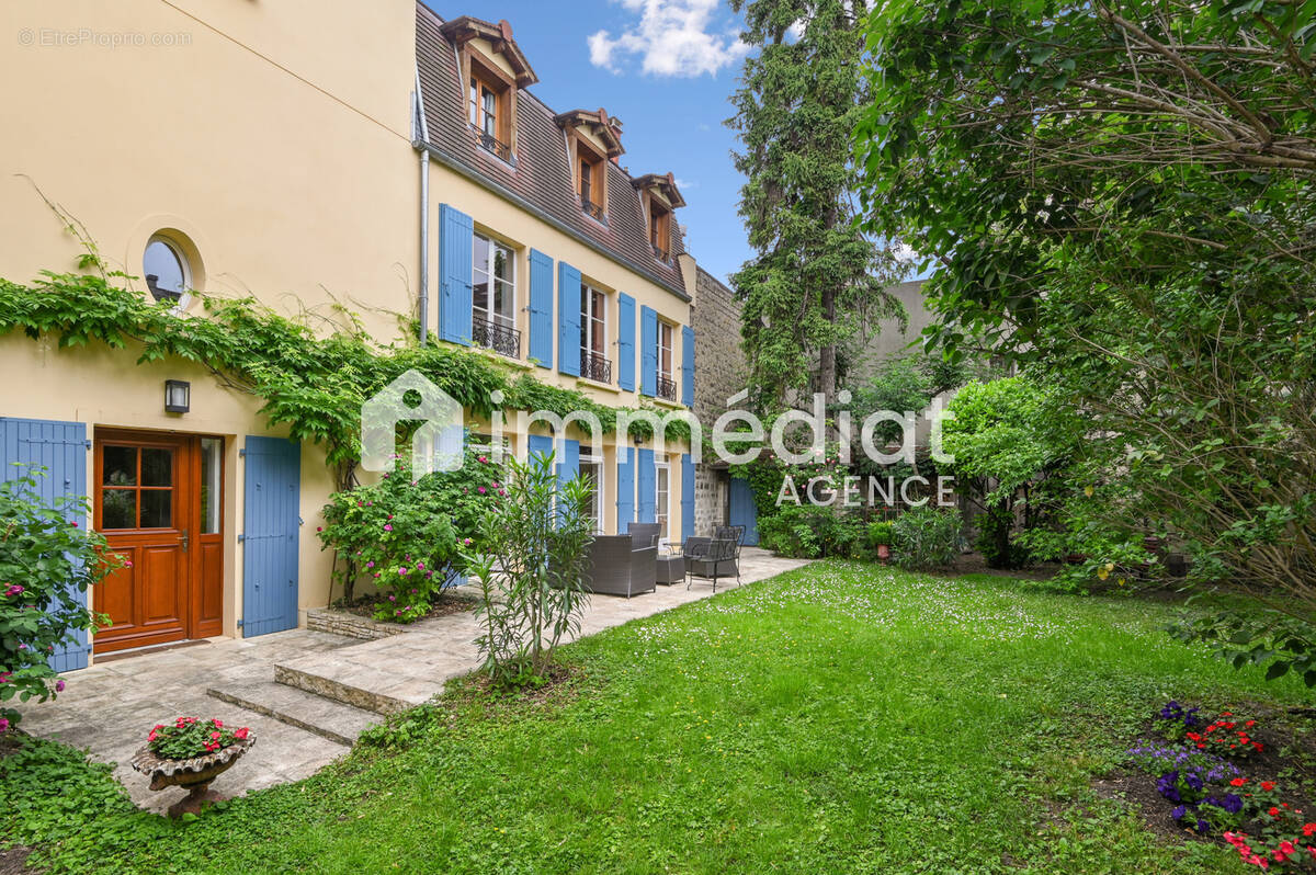 Maison à RUEIL-MALMAISON