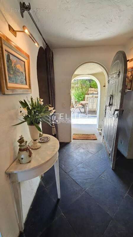 Maison 5 pièces de 193 m² - mouans-sartoux castellaras - photo 22