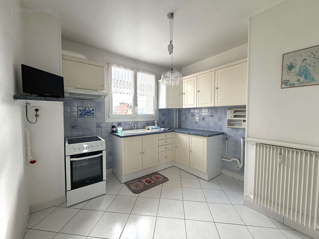 Appartement à SAINTE-SAVINE