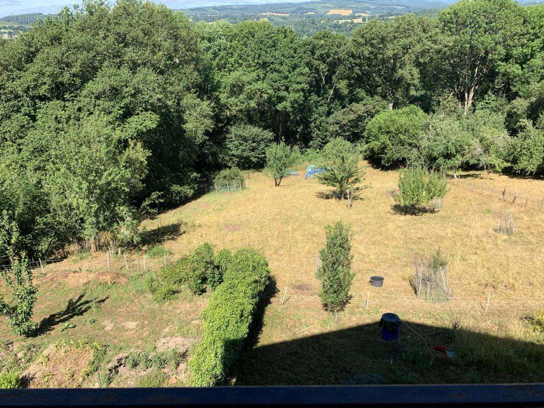 Maison à BOURGANEUF