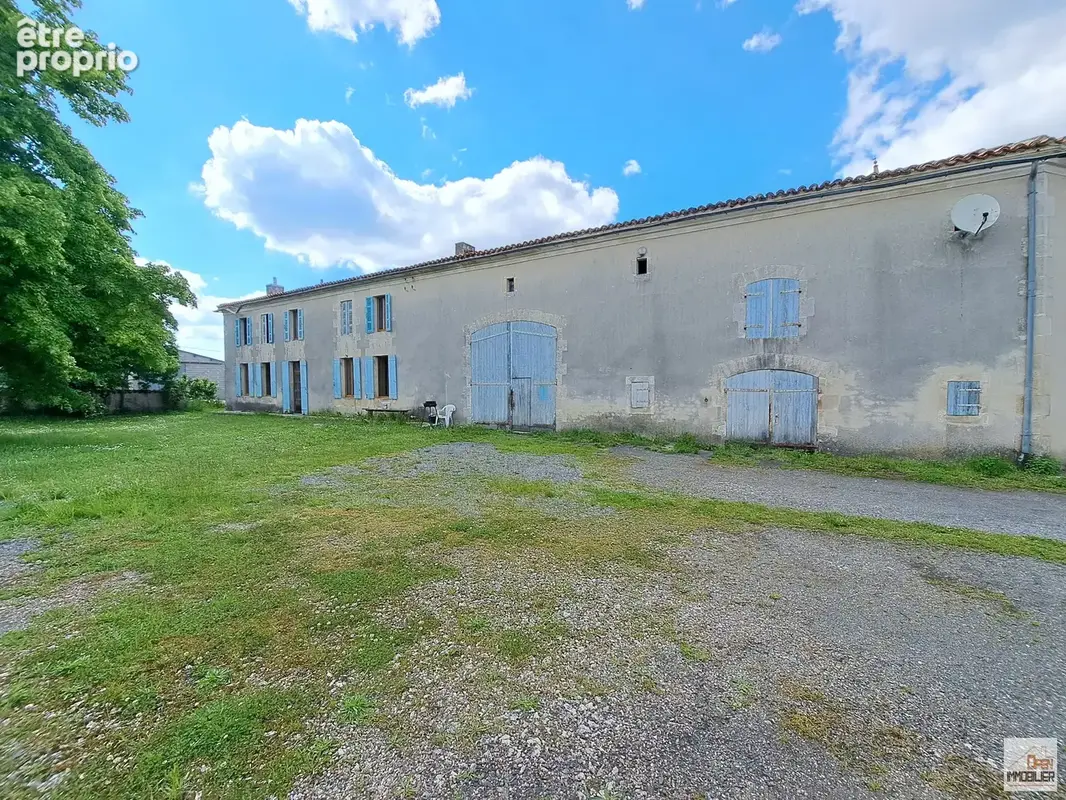 Maison à BAIGNES-SAINTE-RADEGONDE