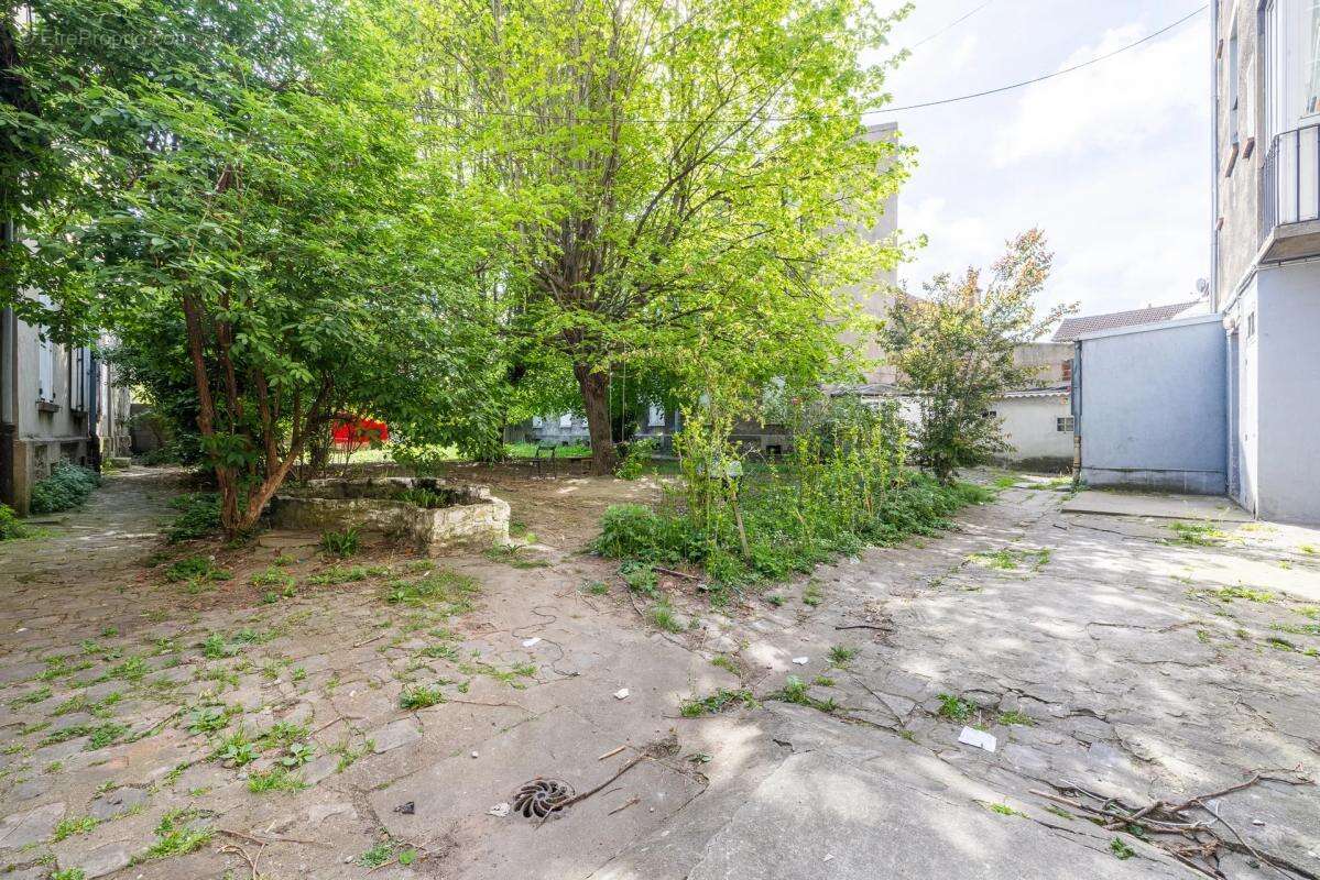 Appartement à VILLENEUVE-SAINT-GEORGES