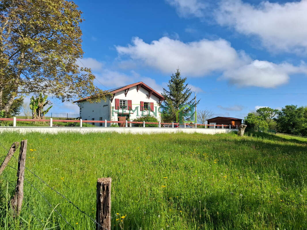 Maison à AINHARP