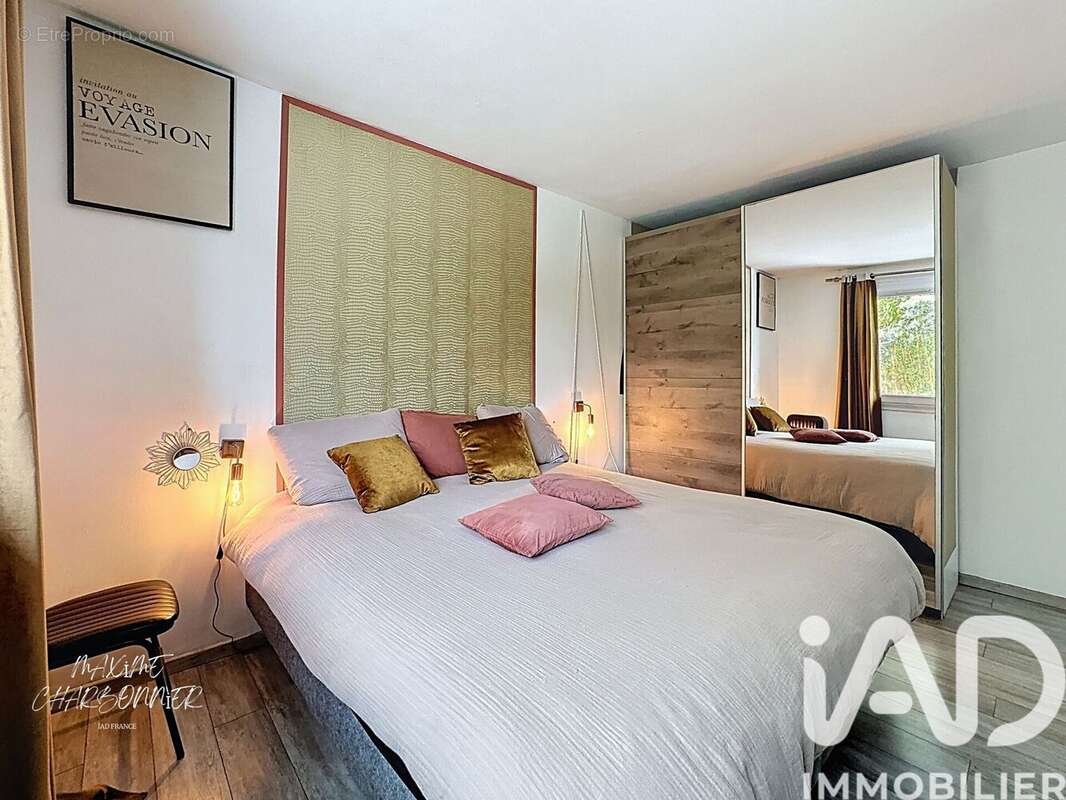 Photo 8 - Maison à SAINT-PIERRE-DU-PERRAY