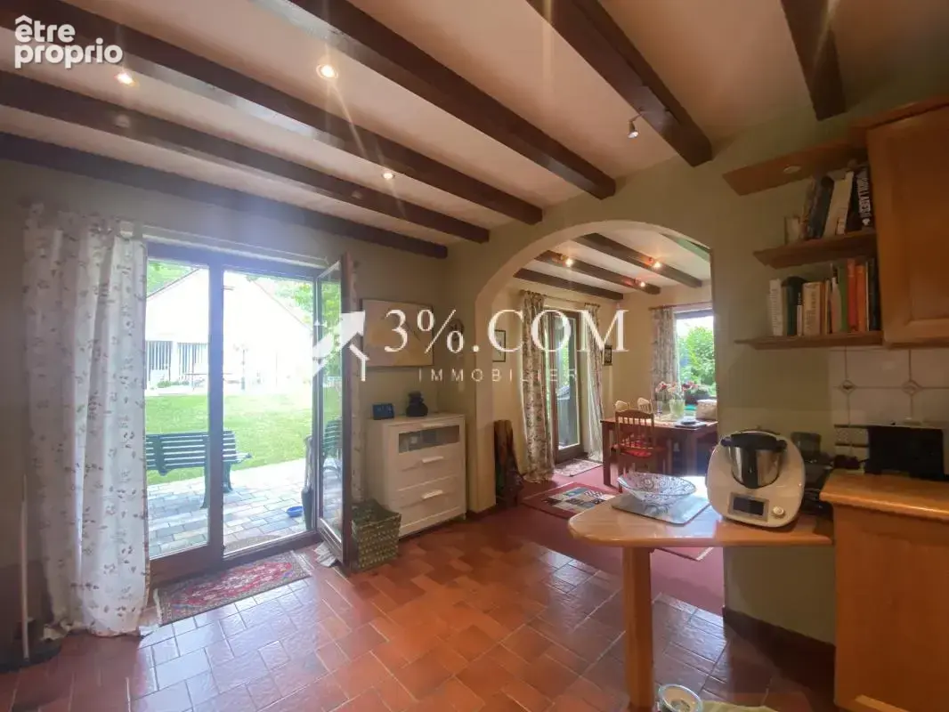 3%COM Belle propriété  avec piscine intérieure sur 16 ares - photo 12