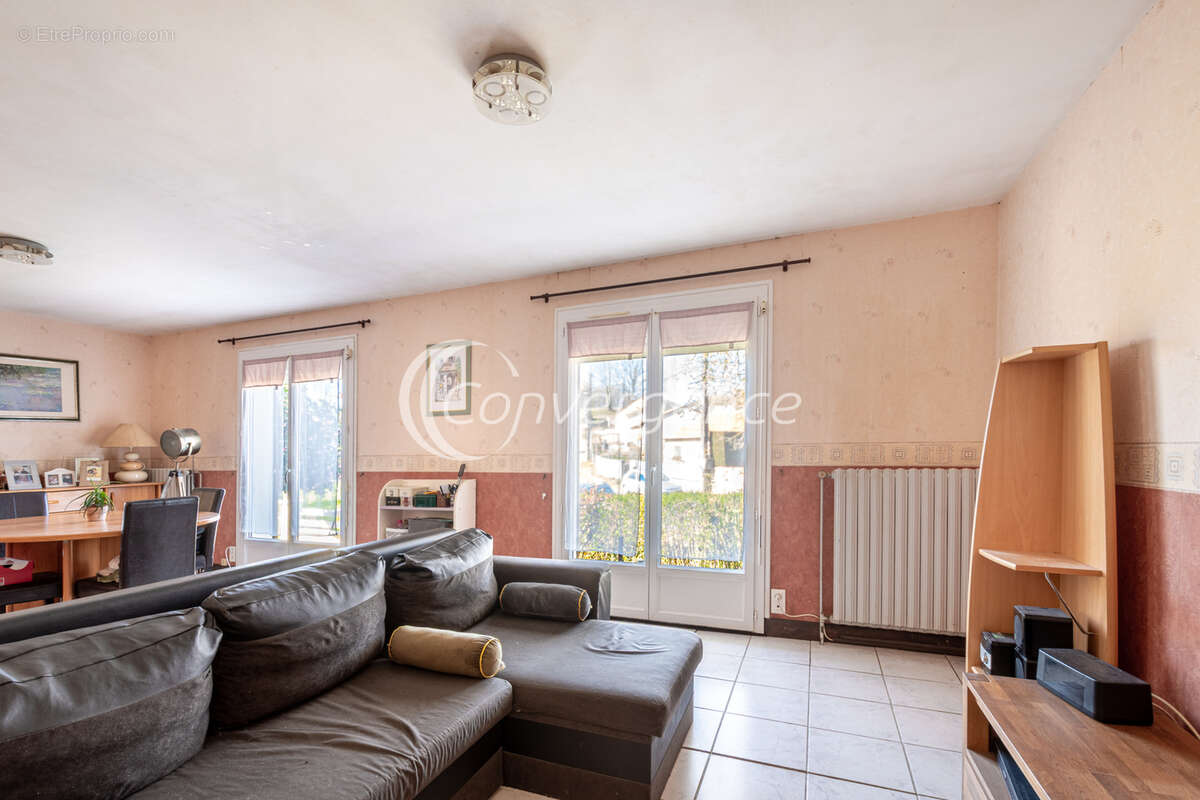 Maison à LA MEYZE