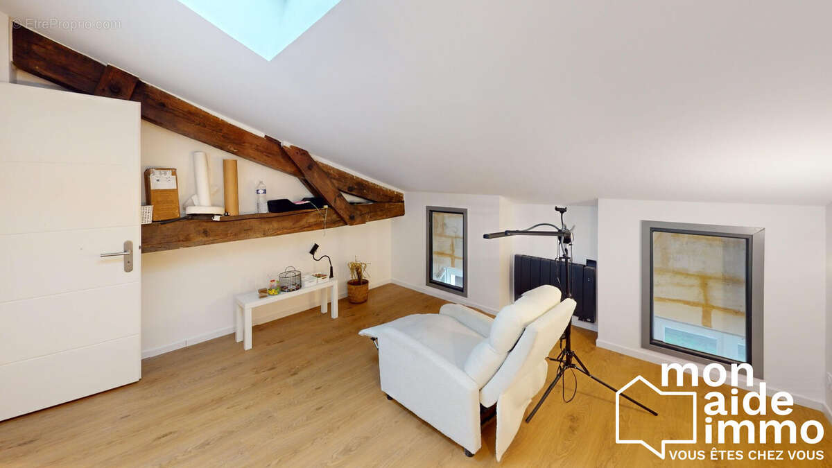 Chambre 2 - Appartement à BORDEAUX