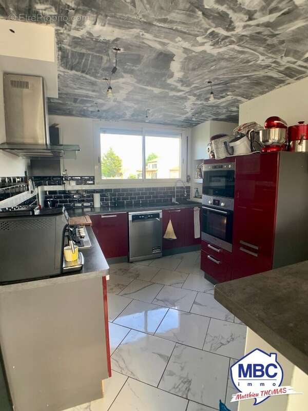 Maison à MONTREVAULT