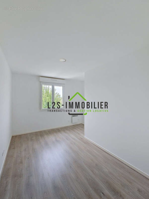L2S IMMOBILIER MAISON F5 de 87 m2 (99 m2 avec véranda) avec Garage / Construction de 2015 - photo 10