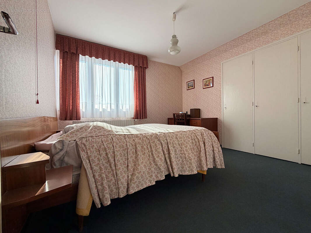 Maison à BRUAY-LA-BUISSIERE