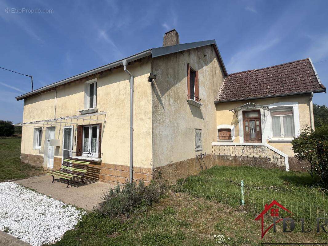 Maison à PARNOY-EN-BASSIGNY