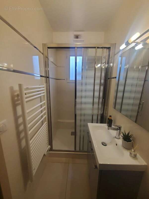 Appartement à VILLENEUVE-LOUBET