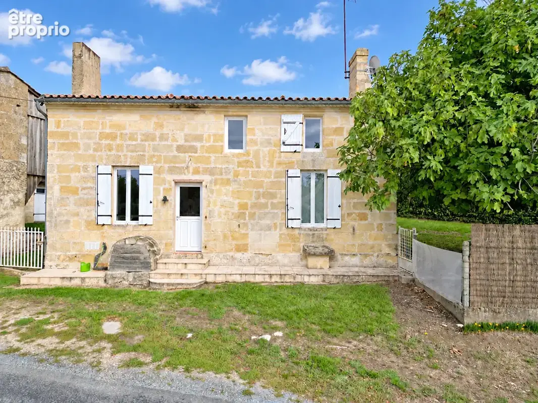 Maison de caractère rénovée avec dépendance - photo 9