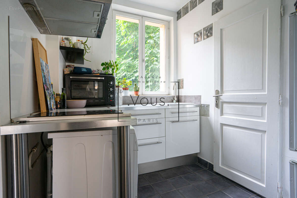 Appartement à PARIS-19E