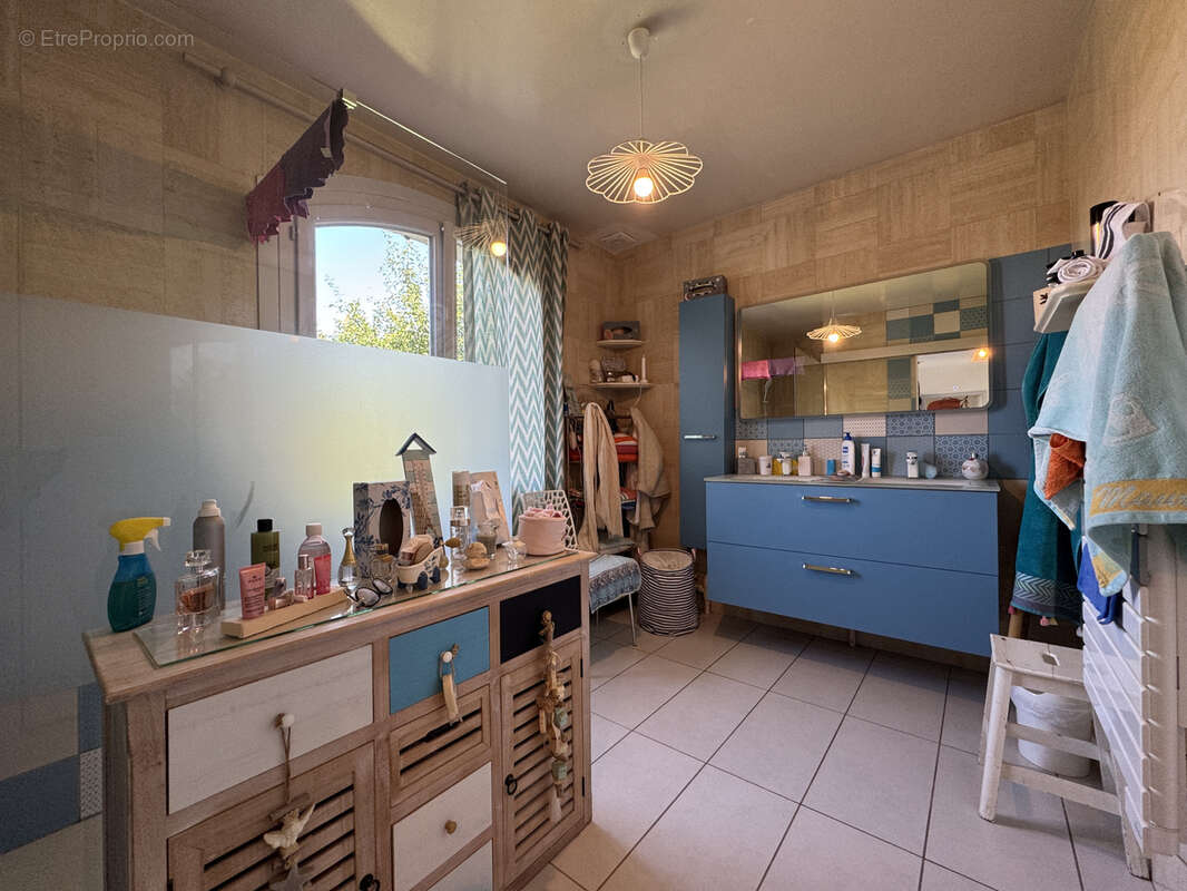 Maison à MESCHERS-SUR-GIRONDE