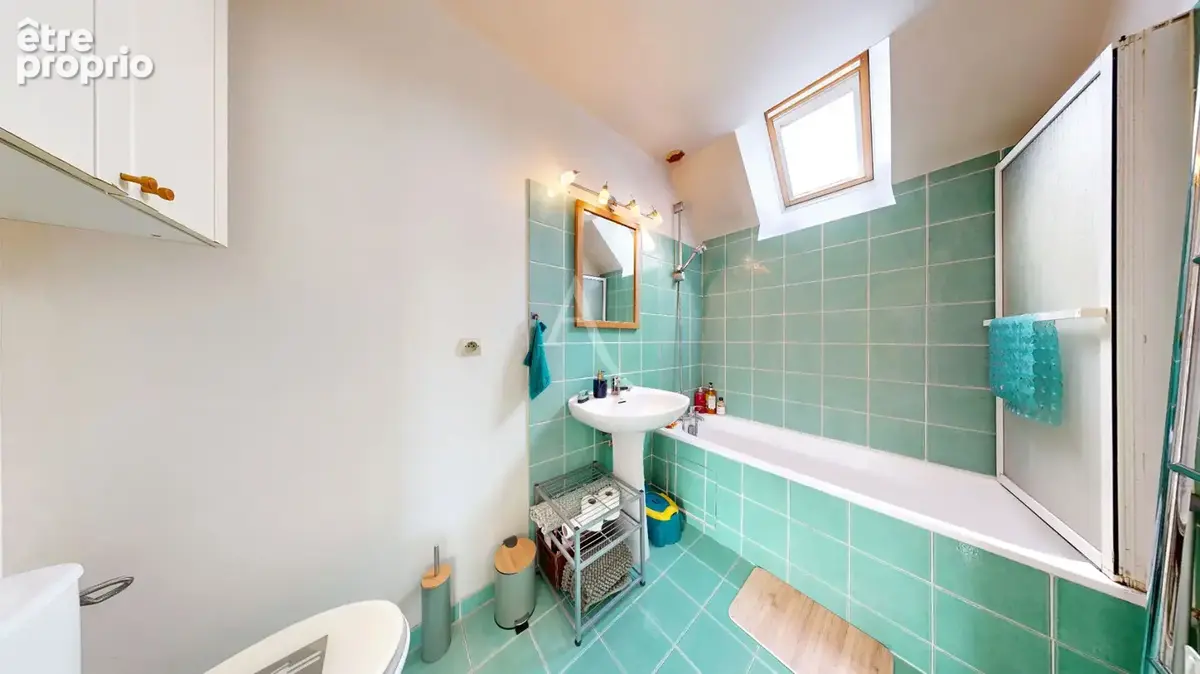 A vendre à Vauréal belle et grande maison familiale de 7 pièces sur terrain de 471 m2 - photo 15