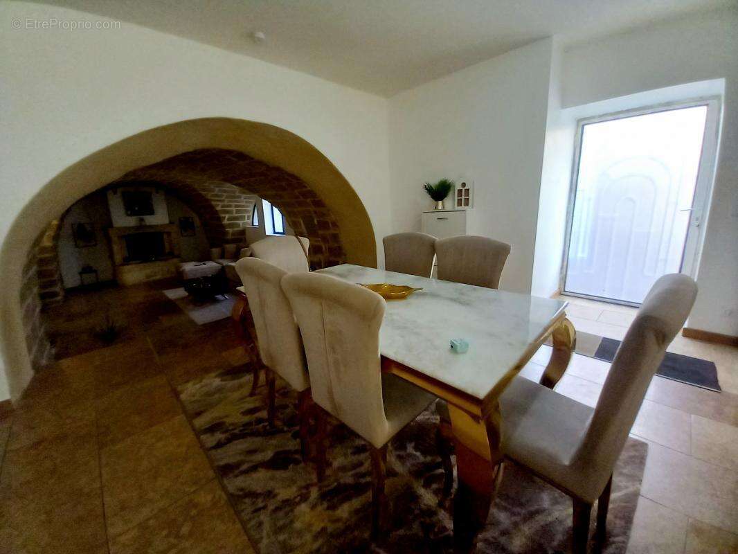 Appartement à SAINT-ANDRE-DE-SANGONIS