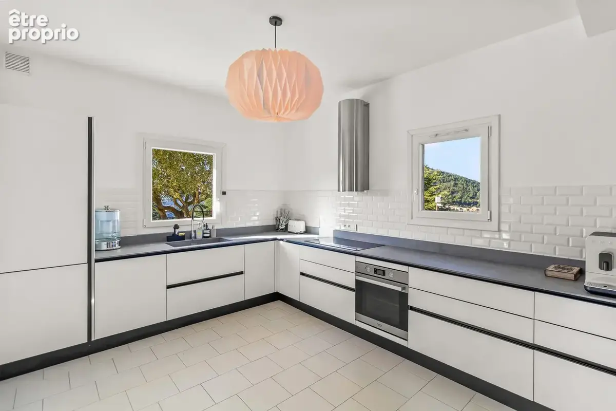 Maison 5 pièces 179 m² à vendre à La Turbie (06320) - photo 4
