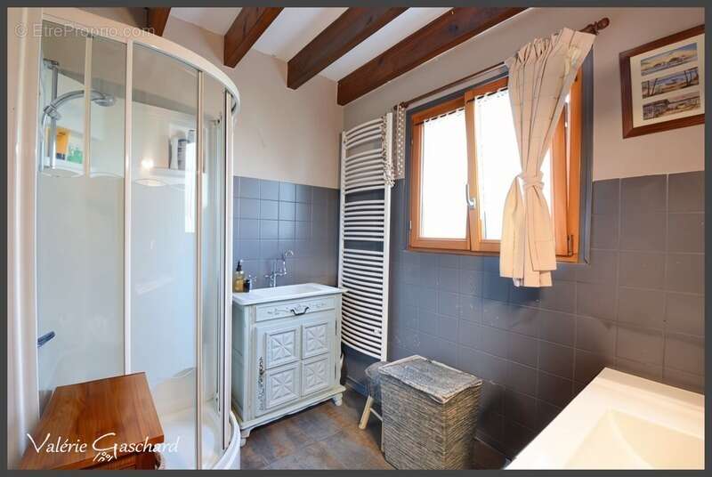 Maison à PORCHERES