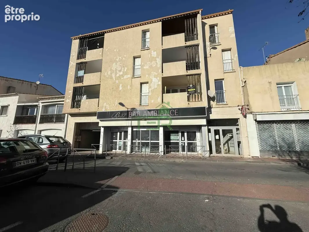 Commerce à AGDE