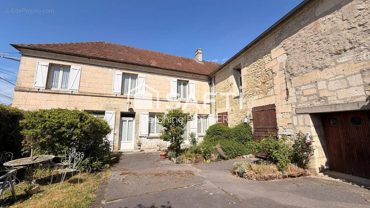 Photo 1 - Maison à CREPY-EN-VALOIS