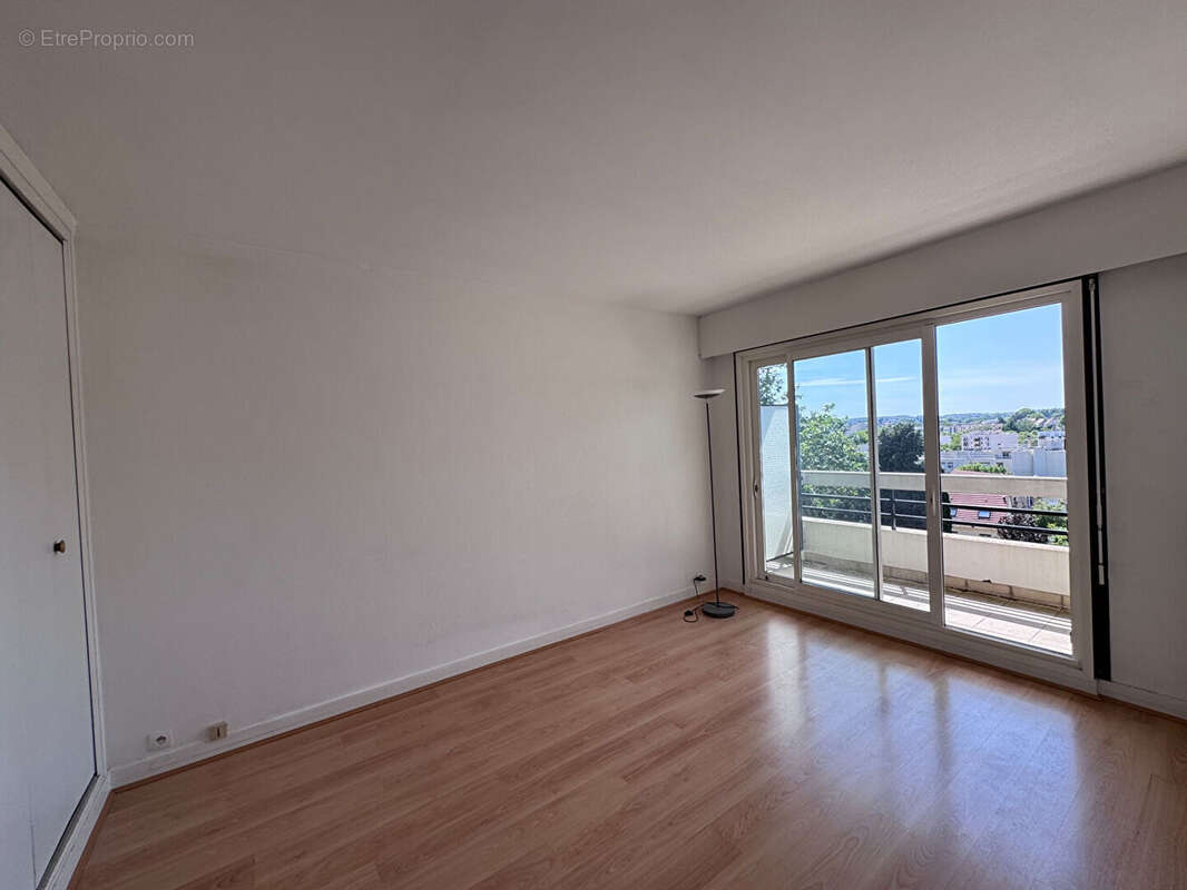 Appartement à CHAVILLE