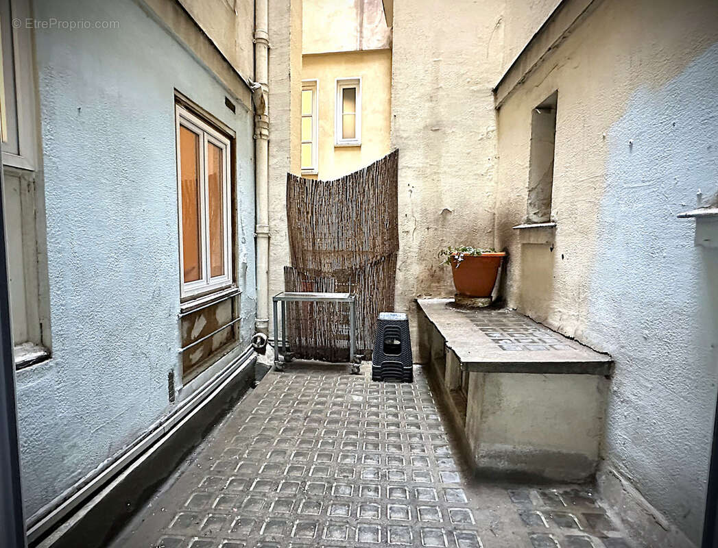 Appartement à PARIS-18E