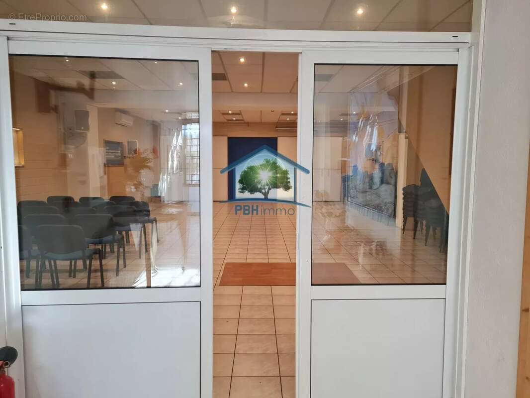 Commerce à MARSEILLE-13E