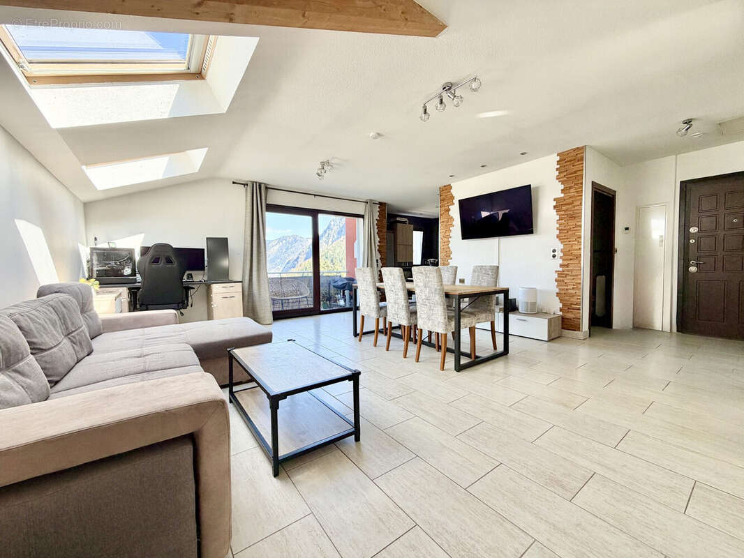Appartement à SCIONZIER