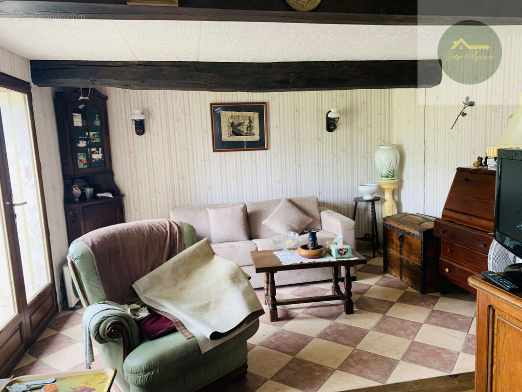 Maison à MONTACHER-VILLEGARDIN