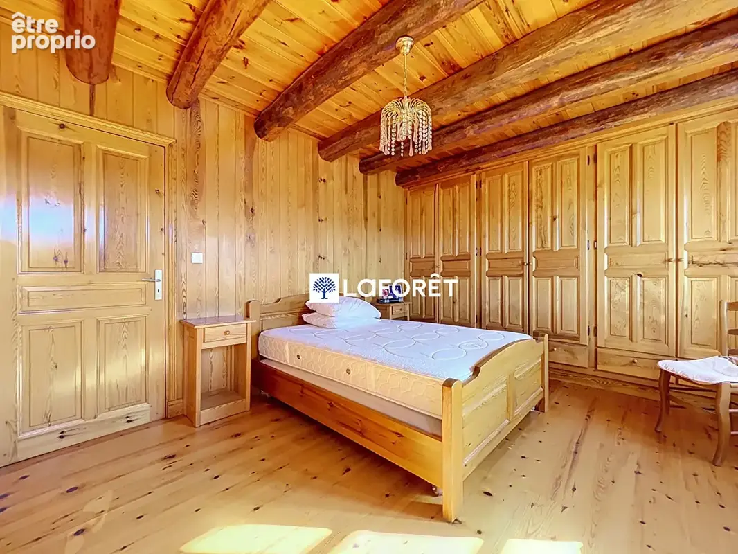 Maison Peyre En Aubrac 5 pièce(s) 158 m2 - photo 14