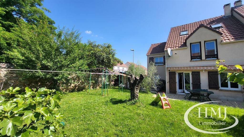 Maison à RIS-ORANGIS