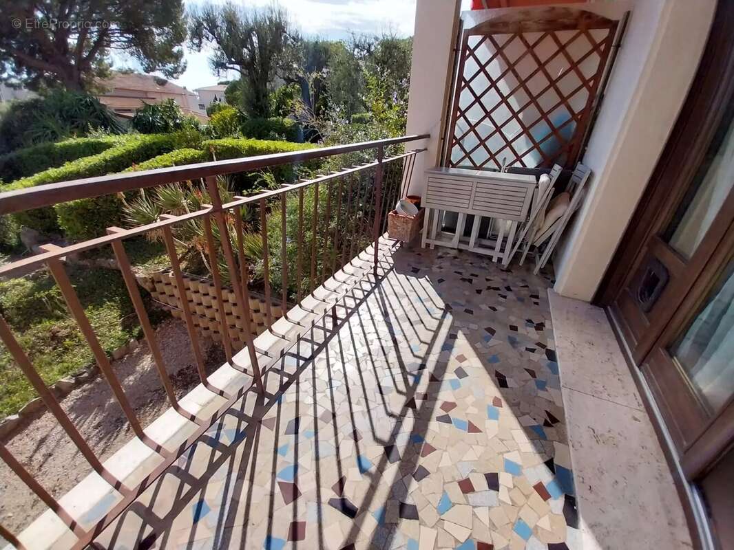 Appartement à ROQUEBRUNE-CAP-MARTIN