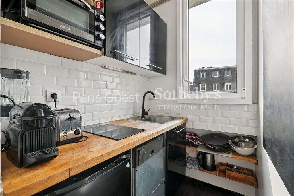 Appartement à NEUILLY-SUR-SEINE