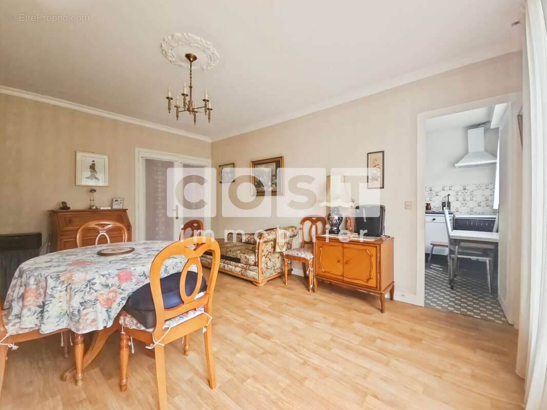 Appartement à ASNIERES-SUR-SEINE