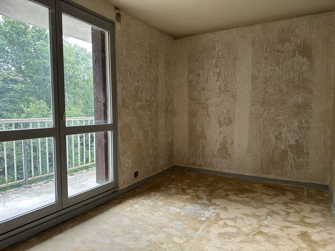 Appartement à VAIRES-SUR-MARNE