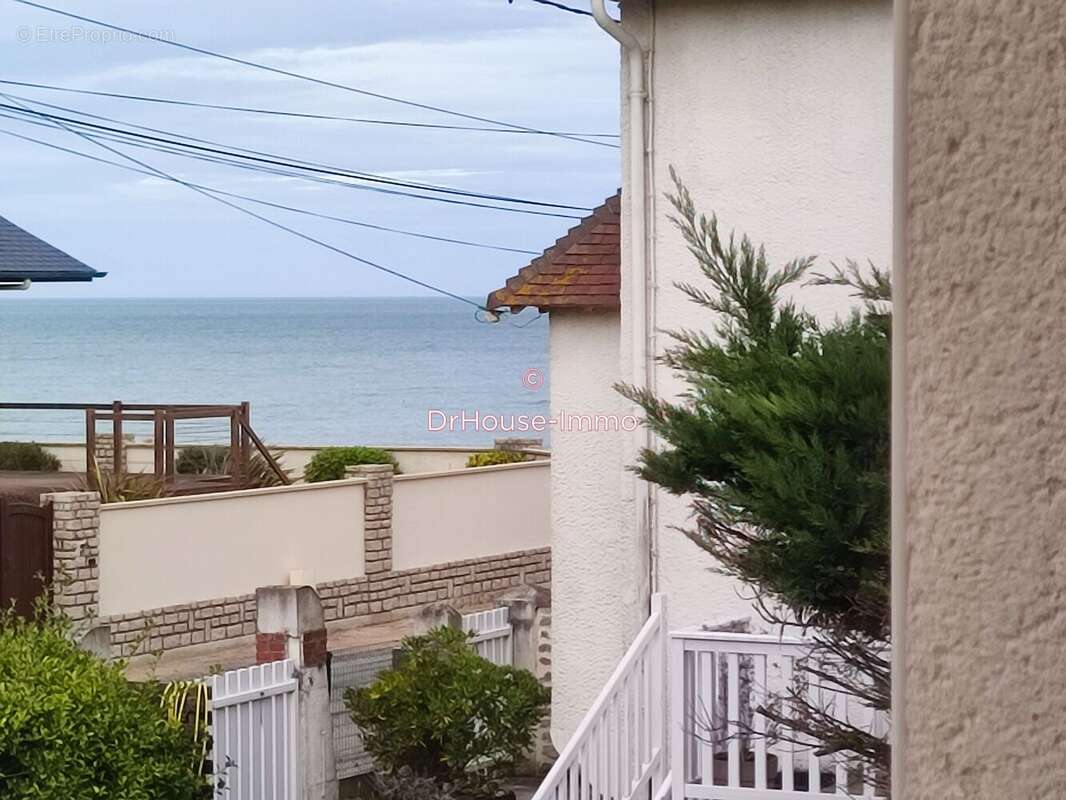 Maison à HERMANVILLE-SUR-MER