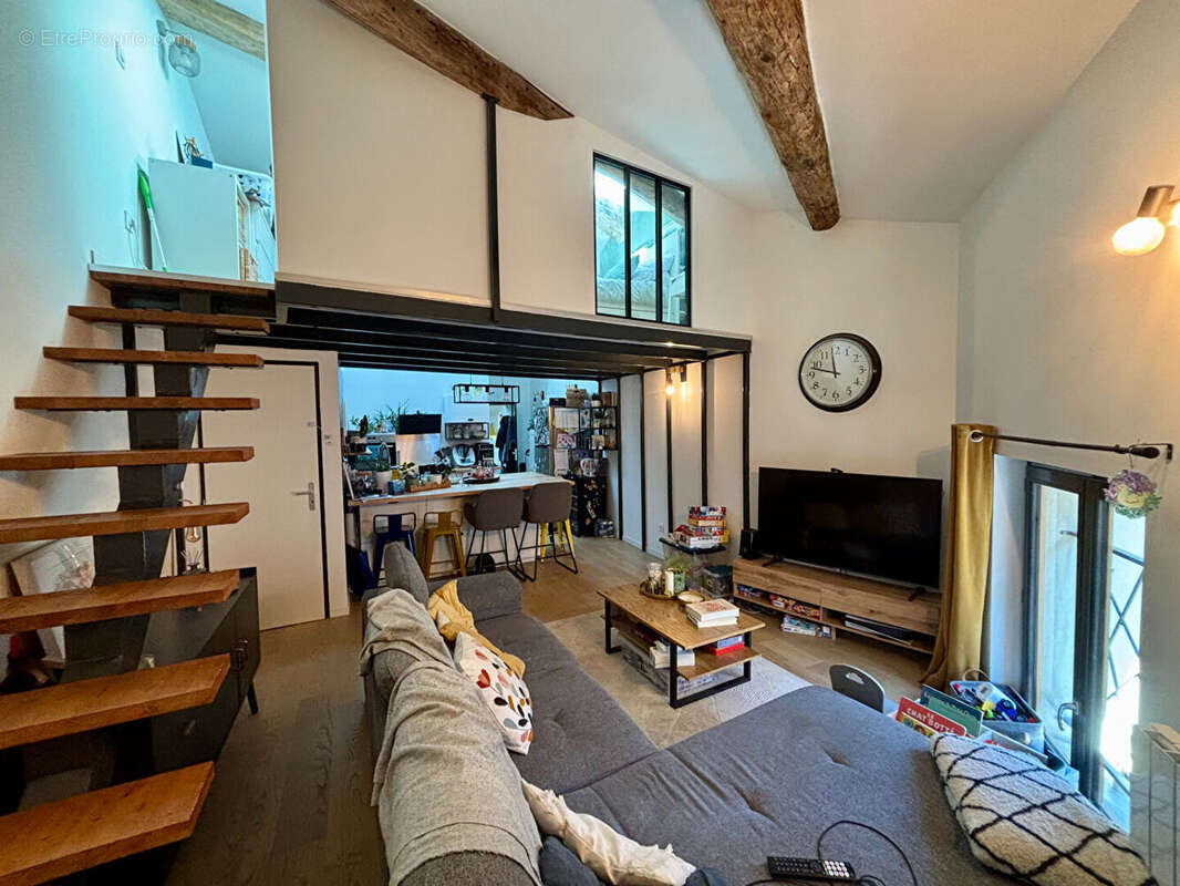 Maison à MONTLUEL