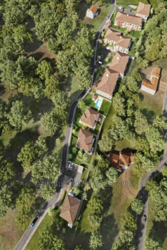 Appartement à COGOLIN