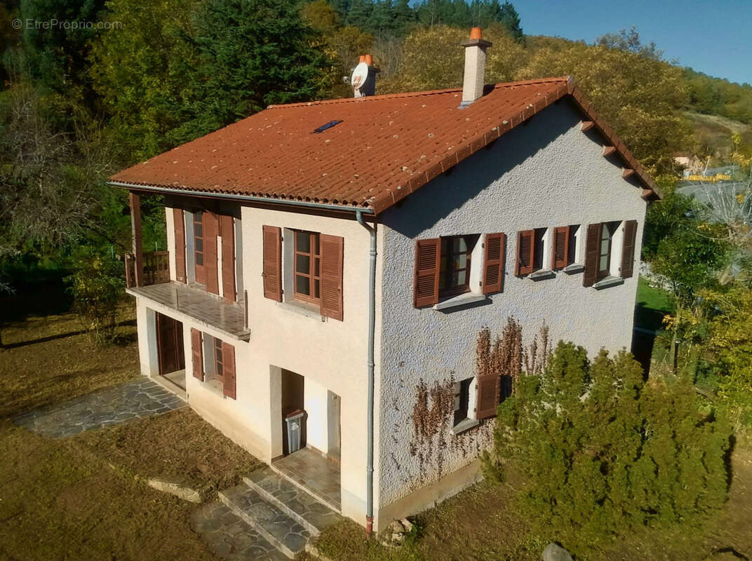 Maison à CHANTEUGES