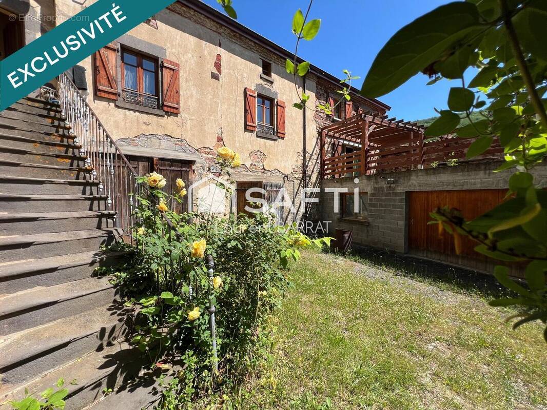 Photo 1 - Maison à SAINT-GERMAIN-LEMBRON