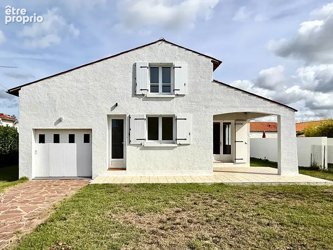 Photo Maison à Vaux-Sur-Mer au prix de 348 150€
