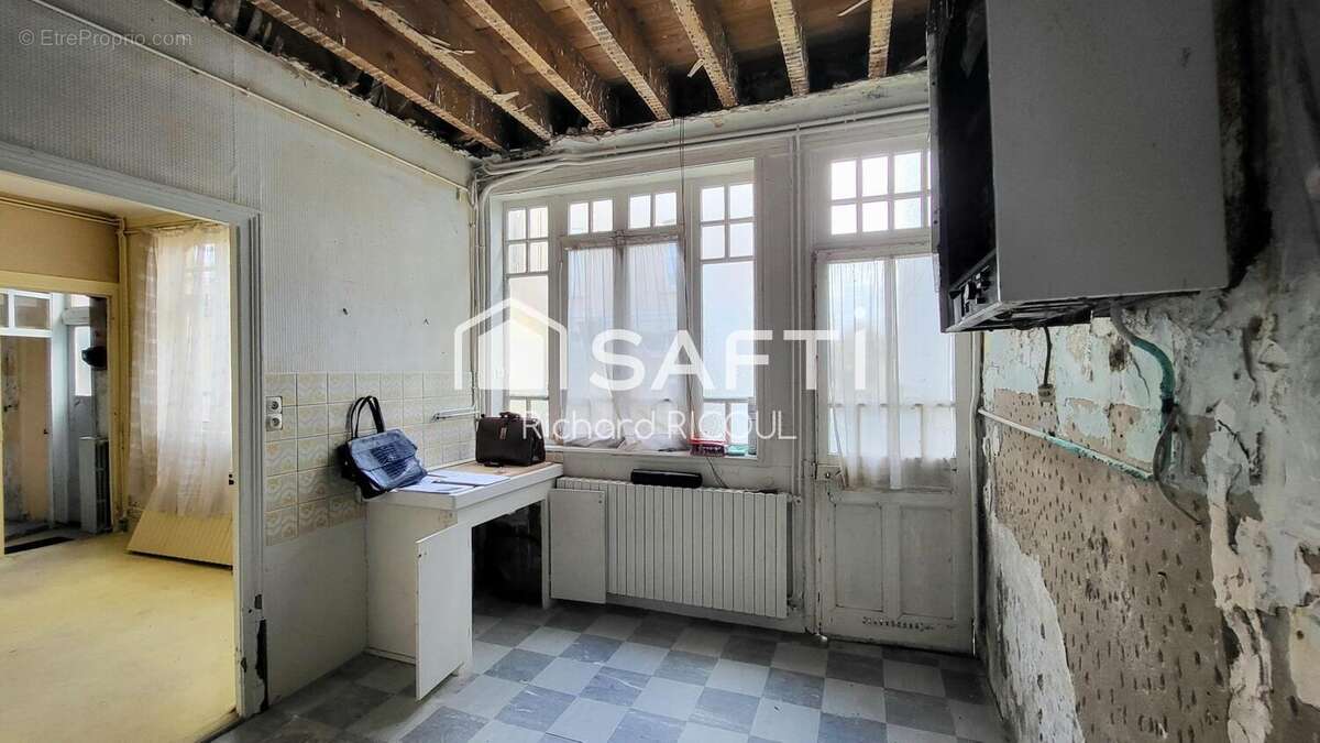 Photo 3