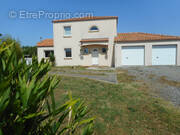 Maison à SAINT-MICHEL-CHEF-CHEF