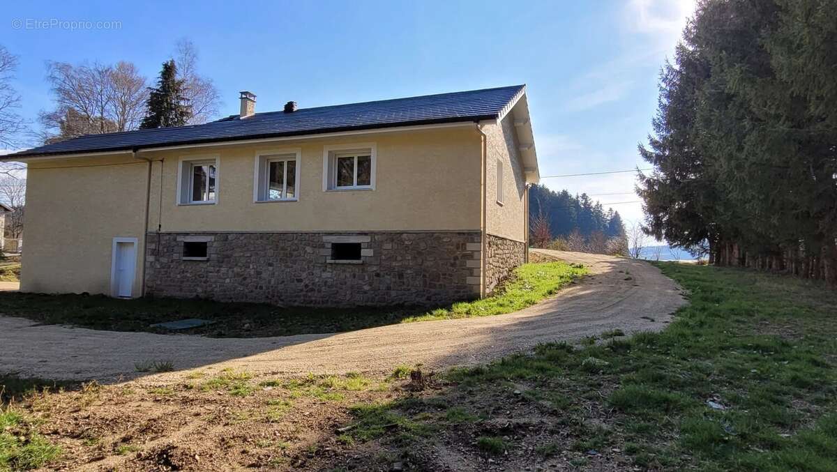 Maison à TENCE